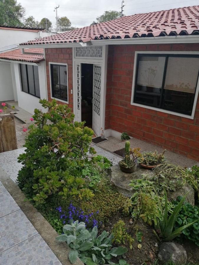 Bed and Breakfast Casatodosantos Cuenca Zewnętrze zdjęcie